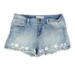 Adam Levine Floral Embroidered Jean Shorts Size 27 / 3